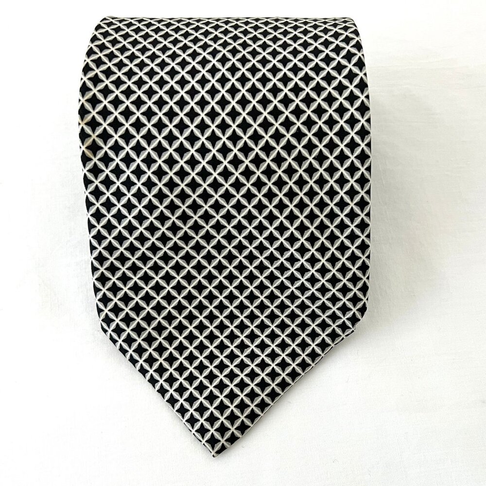 Stuart Hughes 100% Silk Neck Tie, Black, Gray and White, Geometric Pattern, EUC